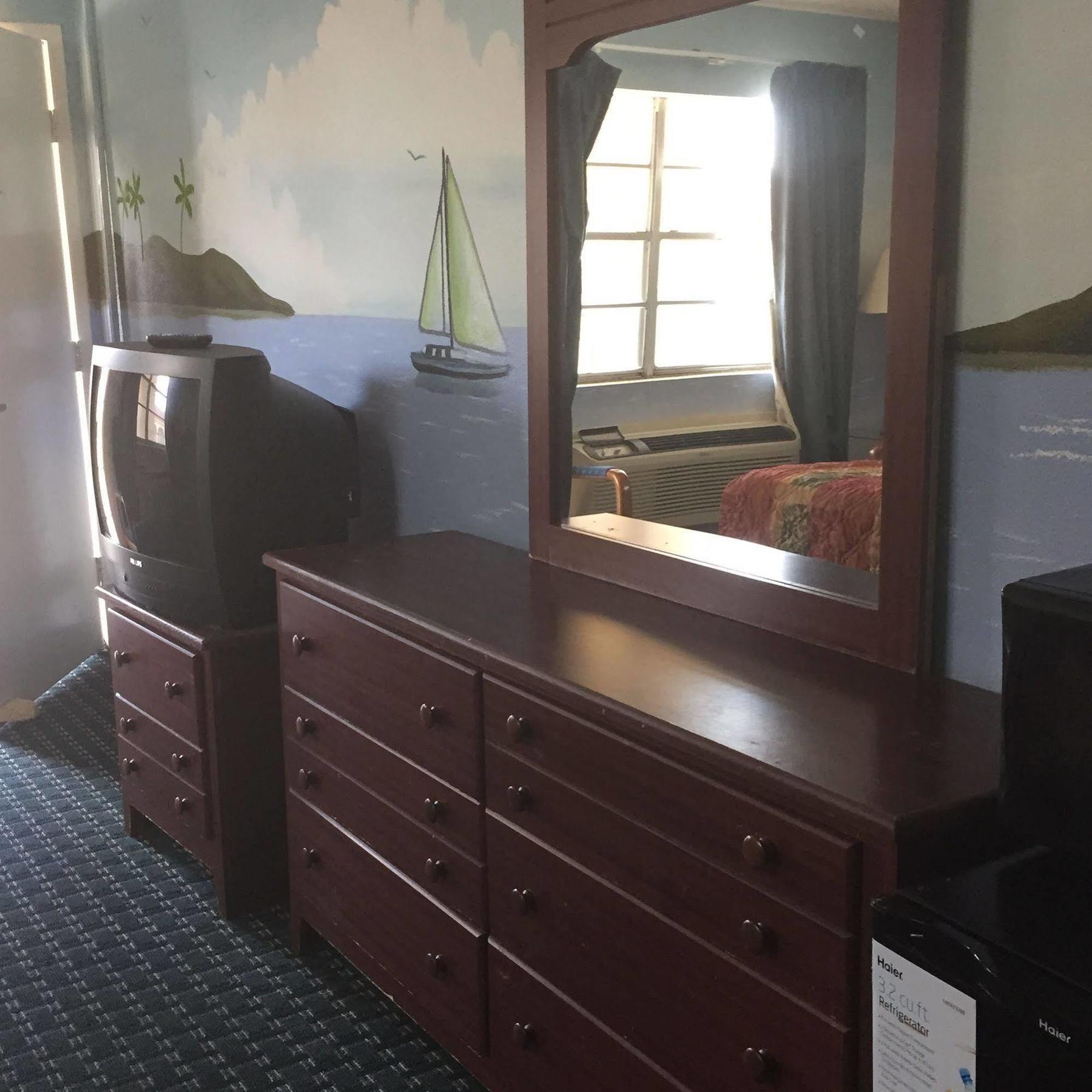 Guest Inn And Suites Хьюстон Экстерьер фото